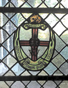 Glasfenster in der Oranna-Wallfahrtskapelle in Berus